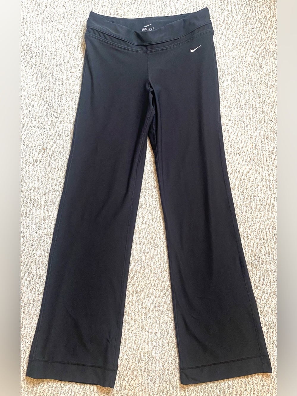 Nike Dri-fit Black Athletic Yoga Pants High-Rise Flare Leg Bootcut Size Small - Picture 2 of 9